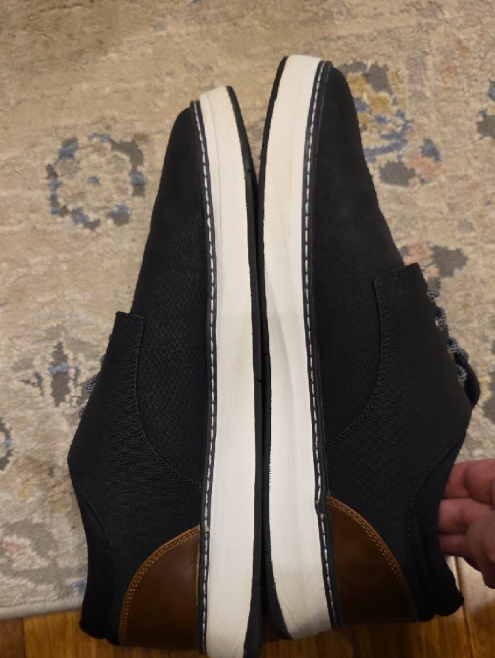 Men's Black Low-Profile Canvas Shoes - Picture 6 of 9